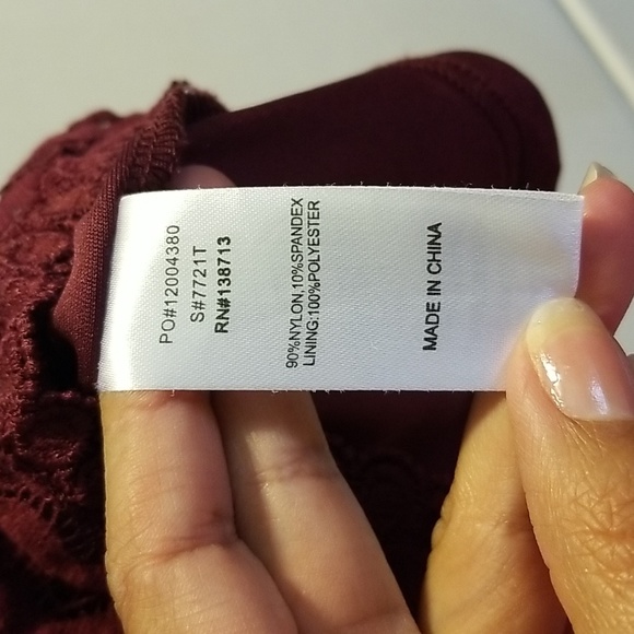 Doe & Rae Lace Top - Picture 9 of 9